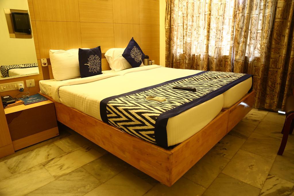 Nayagara Hotel Ченнаї Екстер'єр фото
