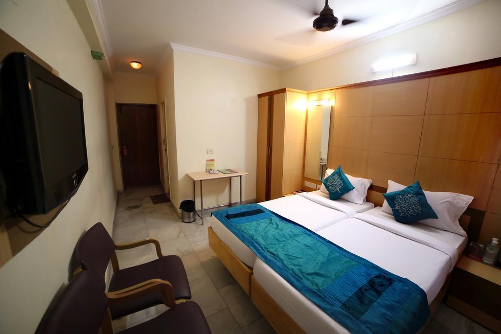 Nayagara Hotel Ченнаї Екстер'єр фото