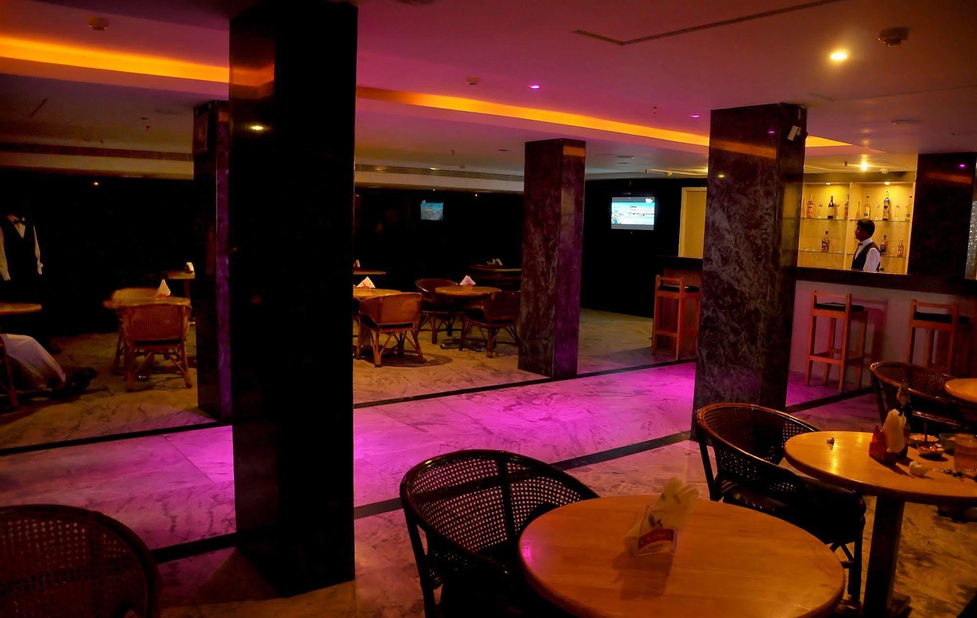 Nayagara Hotel Ченнаї Екстер'єр фото